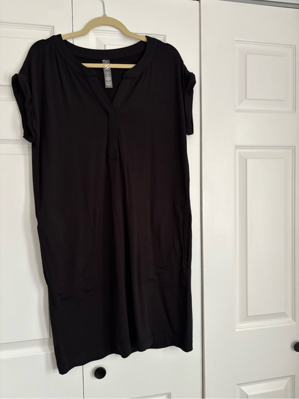 Lou & Grey Black Midi T-Shirt Dress with V-Notch